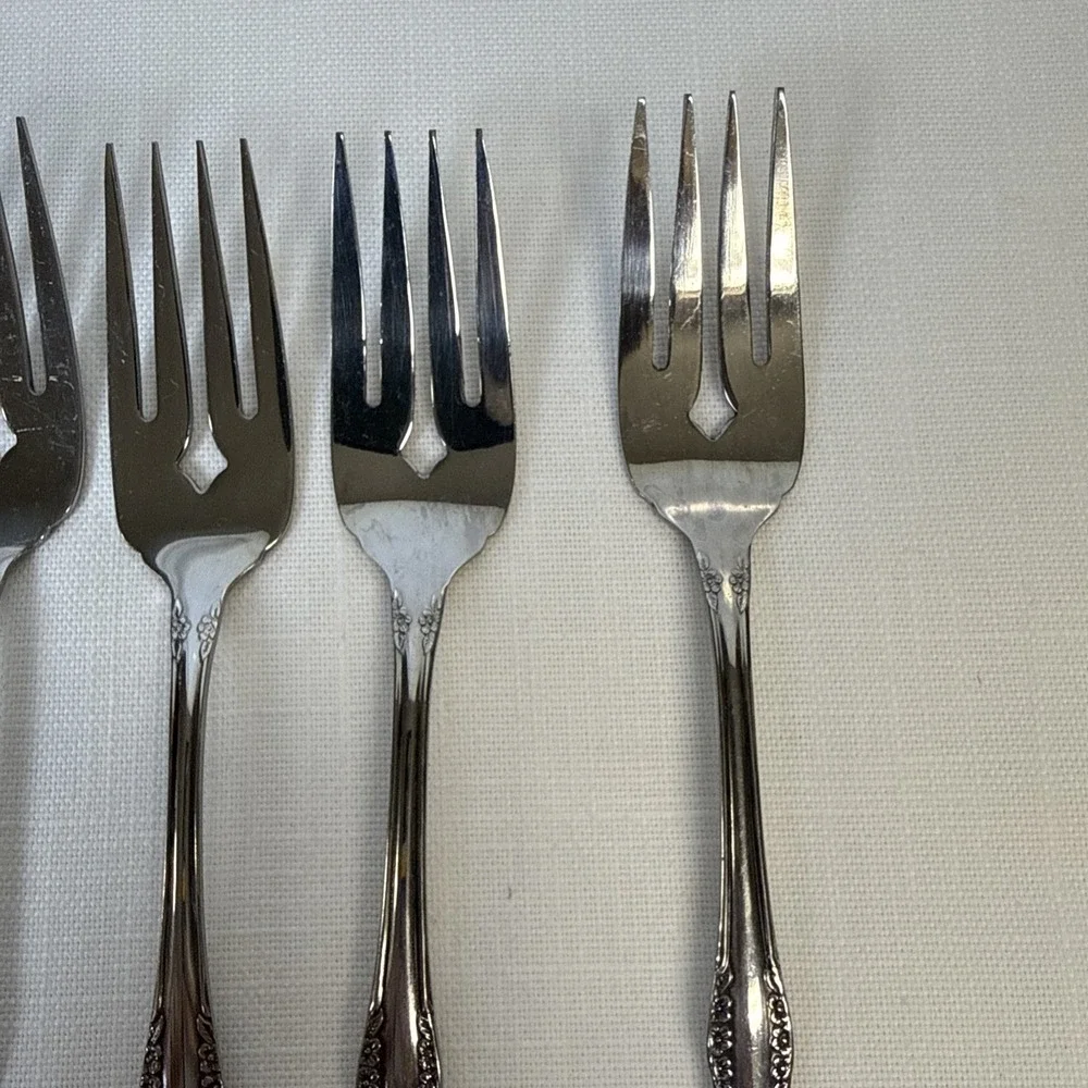 Oneida Mansfield Amadeus Forks Salad 10 Wm A Rogers Deluxe Stainless Flatware